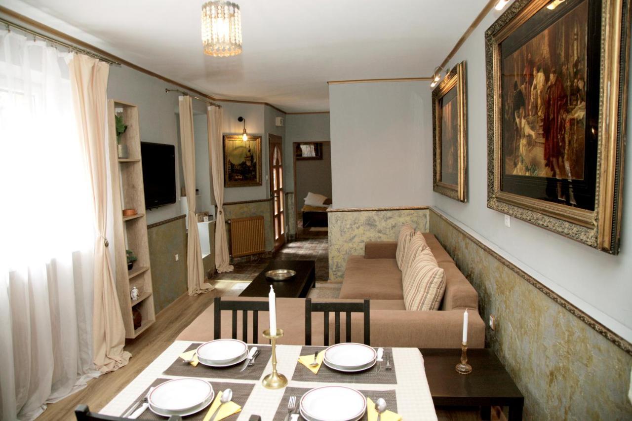 Vintage Apartment - Central 2BDR Sighişoara Extérieur photo