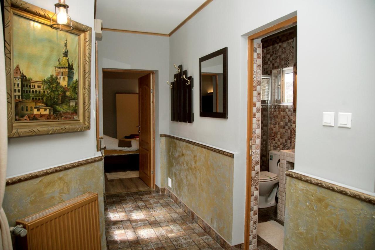 Vintage Apartment - Central 2BDR Sighişoara Extérieur photo